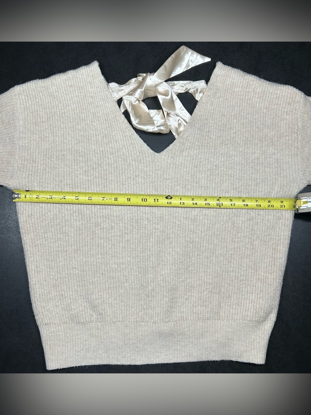 Cupshe Women’s Size M Tan Ribbed V-Neck Bow Back Casual Knit Sweater - Picture 8 of 9